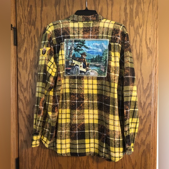 Smokey Bear Jeep Art Flannel Shirt - Picture 2 of 9